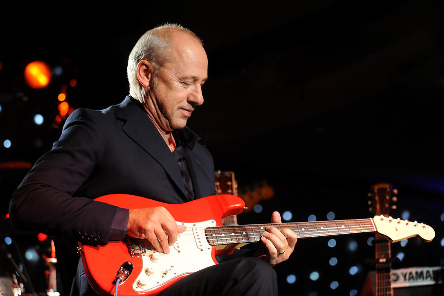 Mark knopfler фото