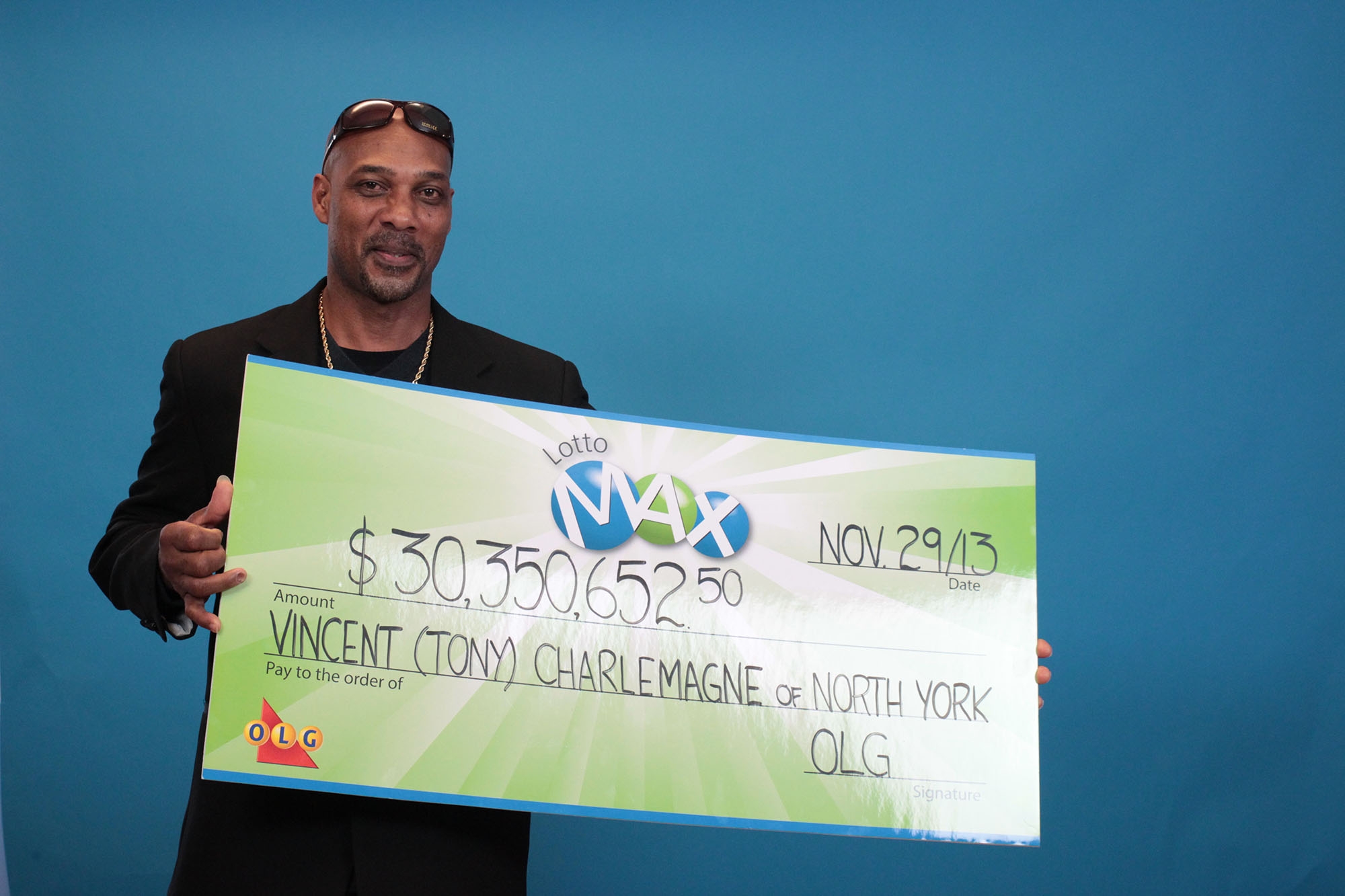 Toronto man wins $30M in LottoMax draw | CityNews Toronto