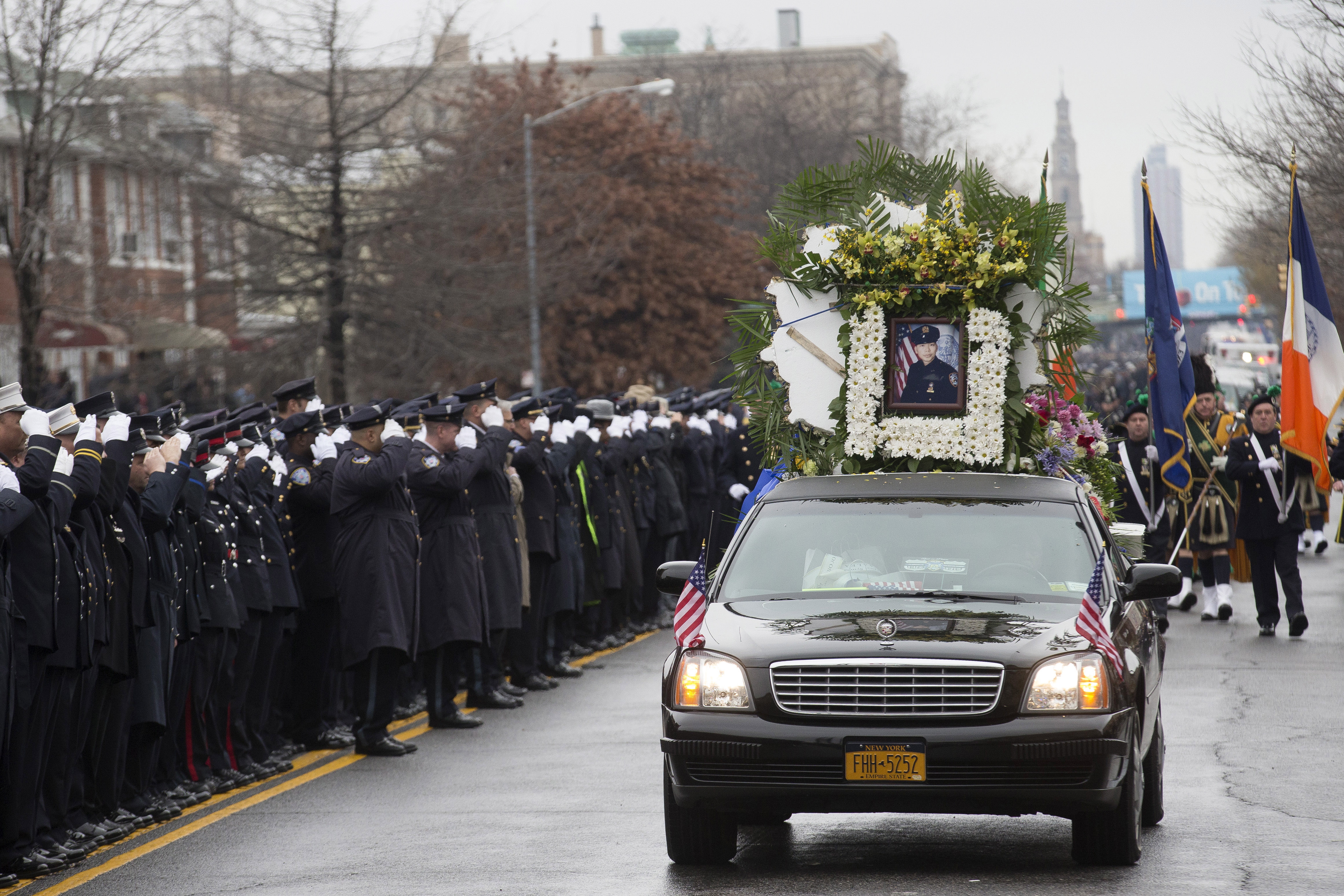 Thousands Attend Funeral For Slain Nypd Officer Citynews Toronto