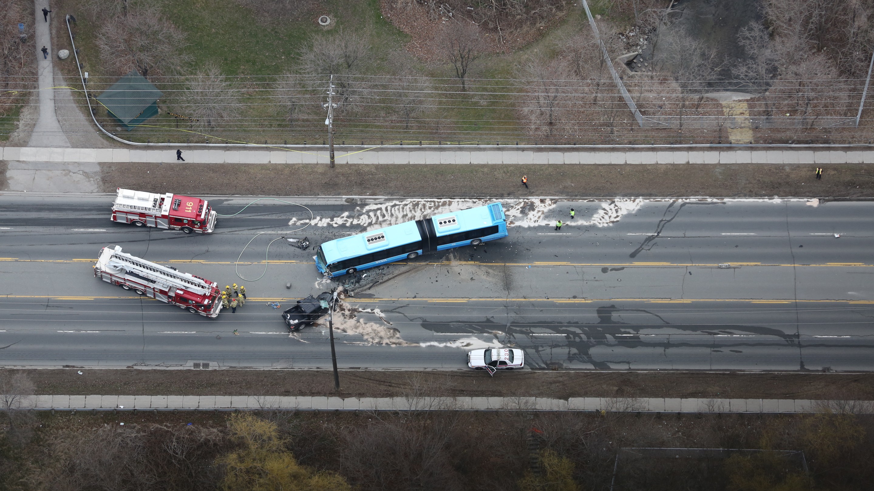 VIVA bus and car collide in Thornhill killing 1 person