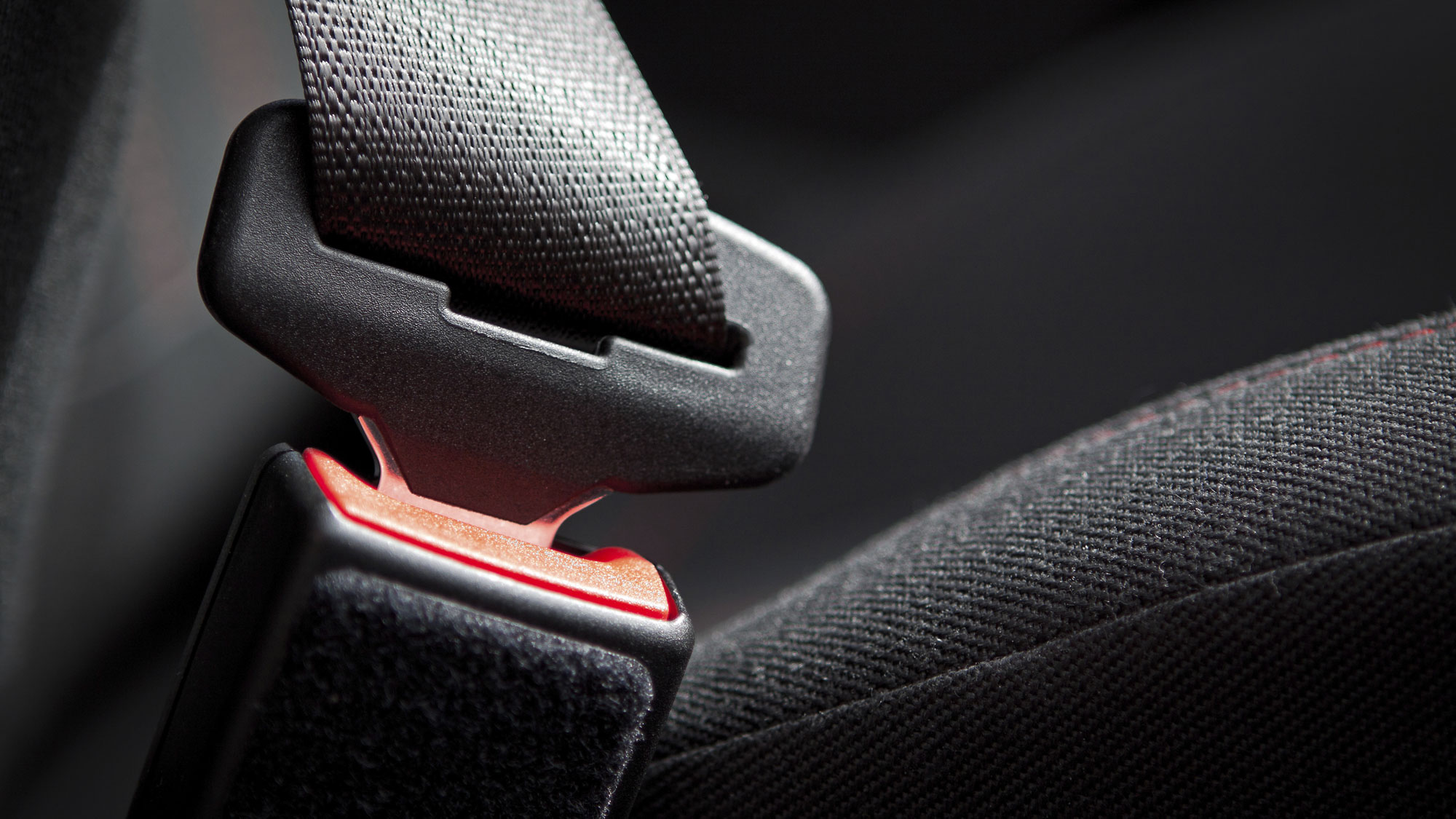Picture of frontseat seatbelt