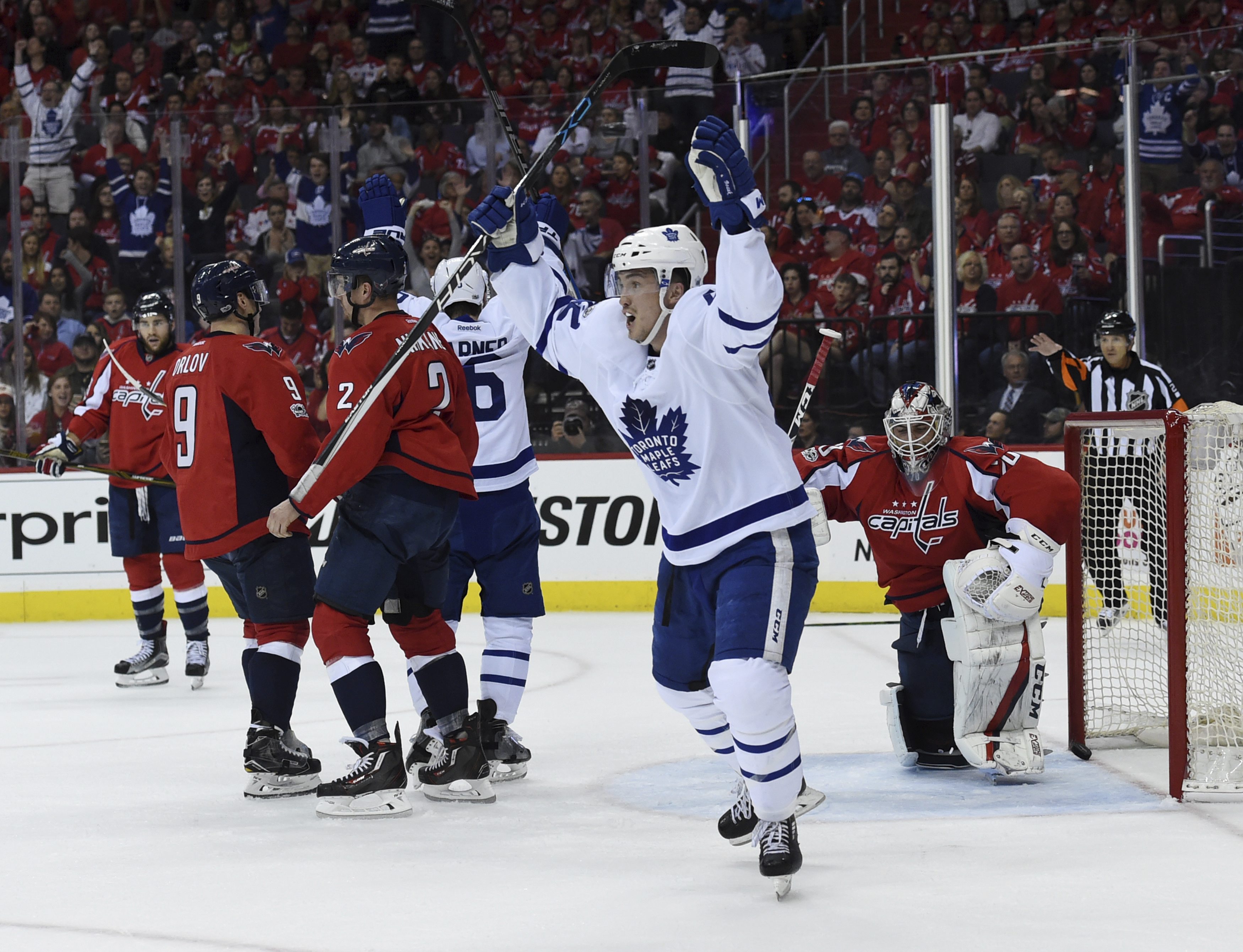 Leafs battle Capitals in first home playoff game since 2013 