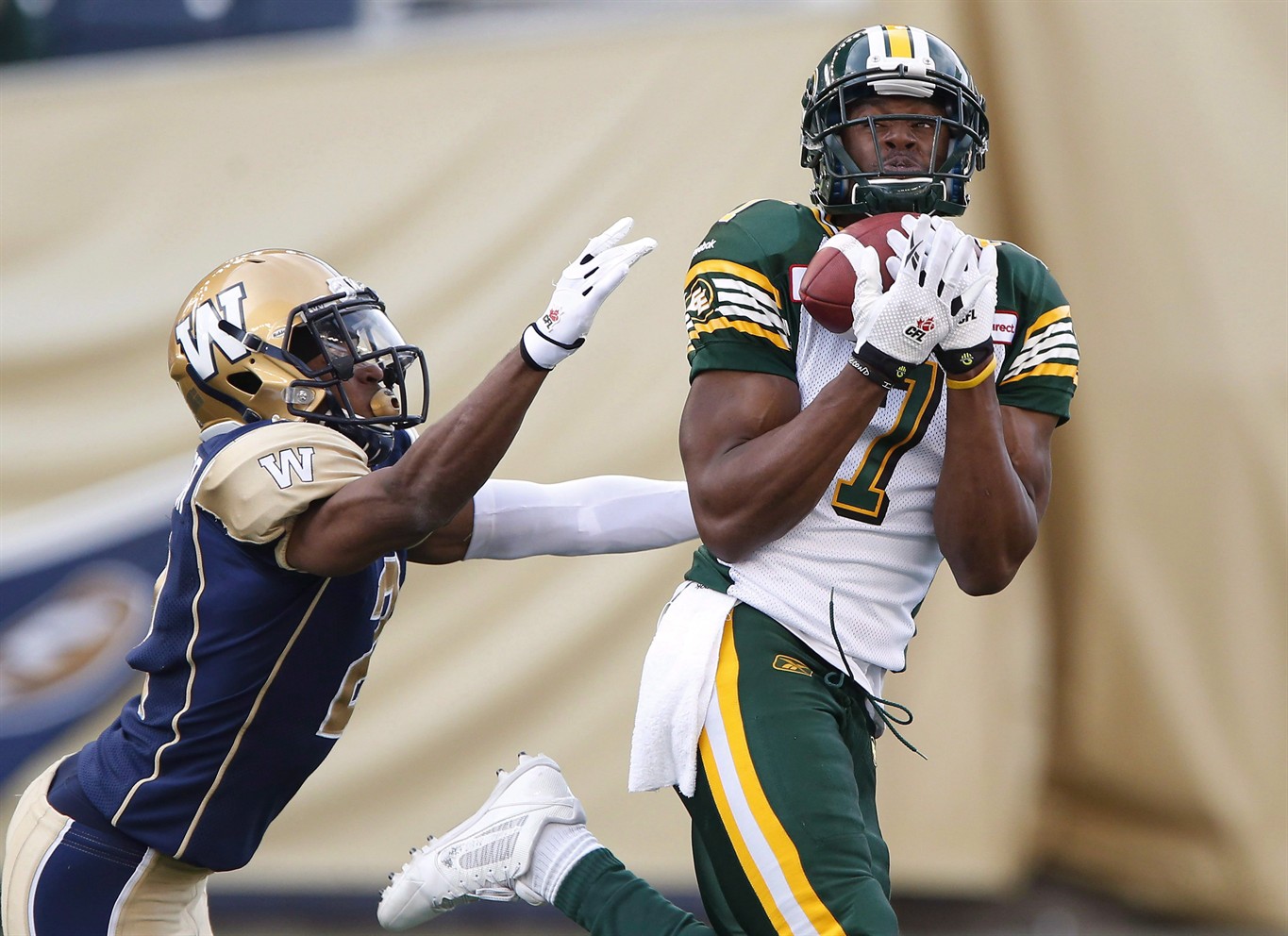 Edmonton Eskimos Re Sign Receiver Kenny Stafford Defensive Back Ahmad Dixon Citynews Toronto