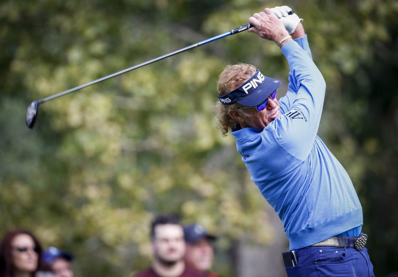 Bernhard Langer surges up leaderboard at Shaw Charity Classic