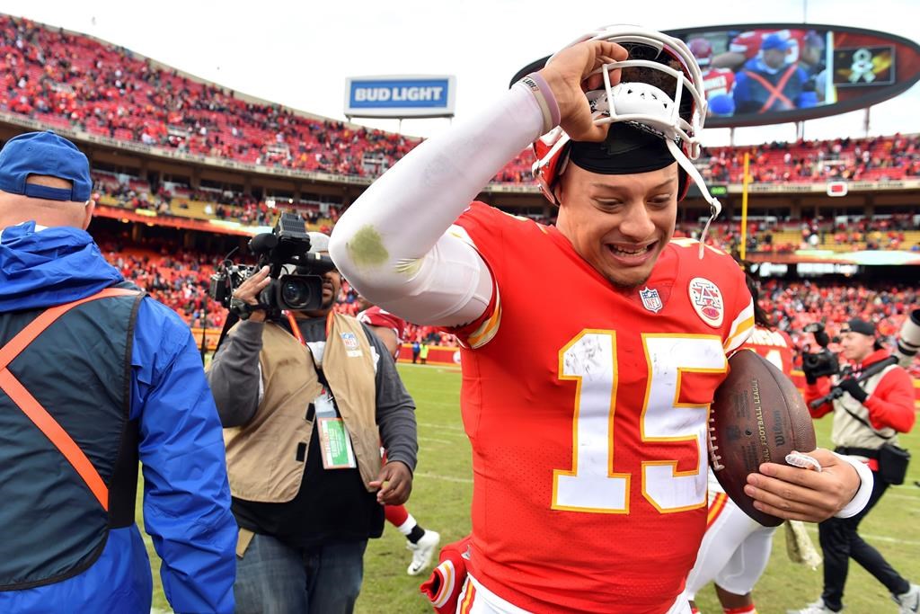 chiefs-patrick-mahomes-continues-to-rewrite-record-books-citynews