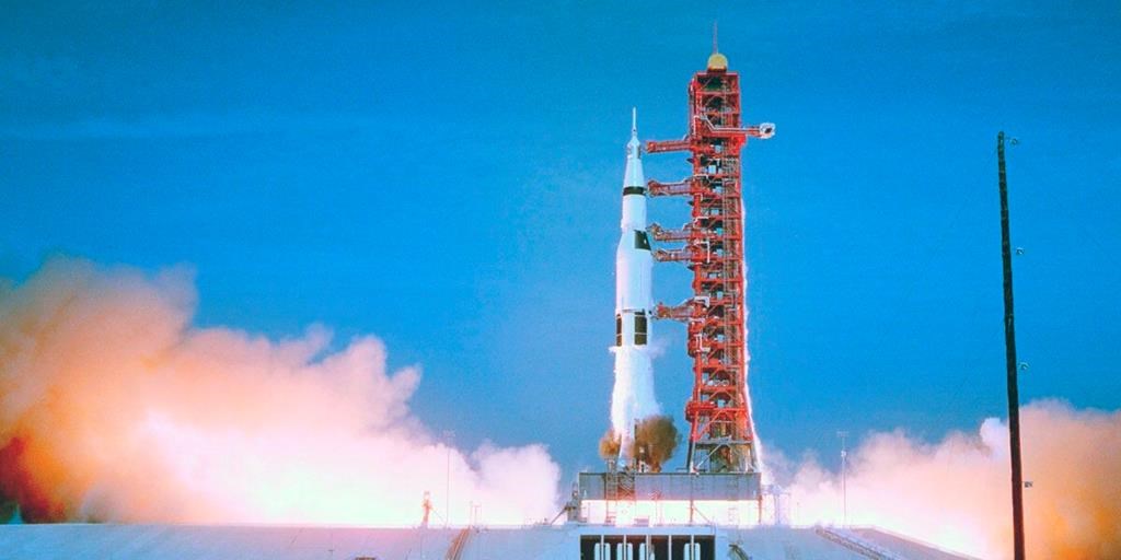 Campaign launched to 'Revive the Saturn V' vertical rocket replica