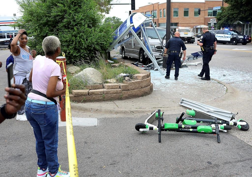 6 Injured, 3 Critically In Minneapolis Bus Stop Crash | CityNews Toronto