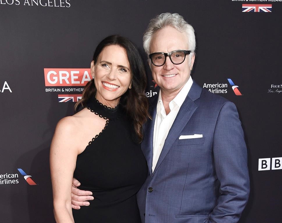 Bradley Whitford and Amy Landecker are hitched | CityNews Toronto