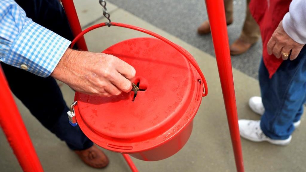 Recent changes to the Christmas Kettle Campaign for everyone's safety -  Prairies and Northern Territories