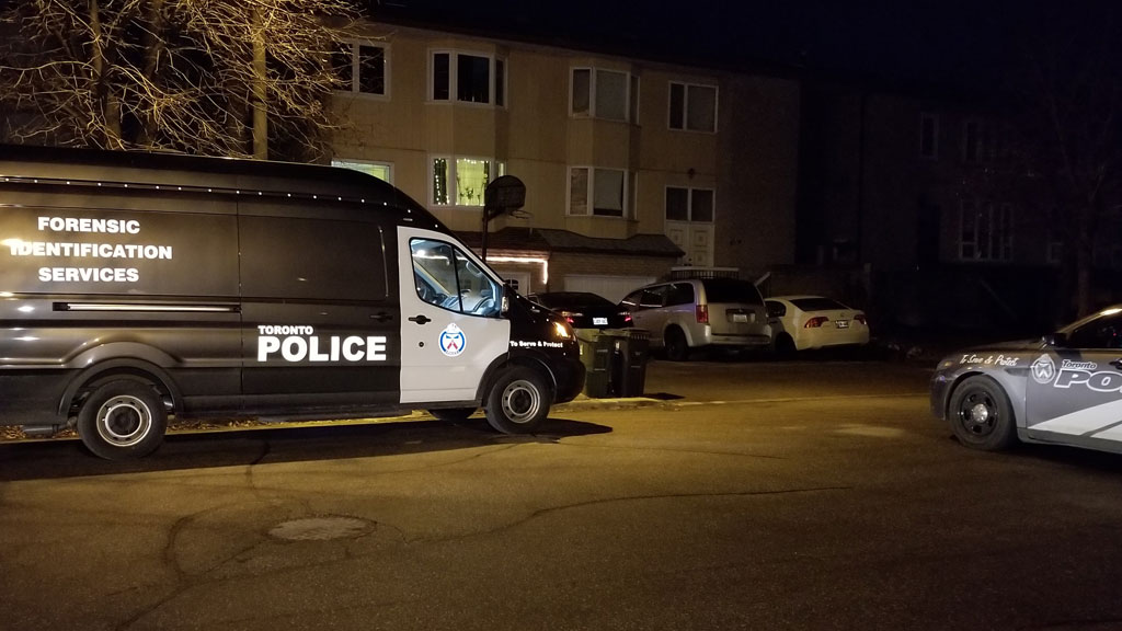 Man in hospital after shooting in North York