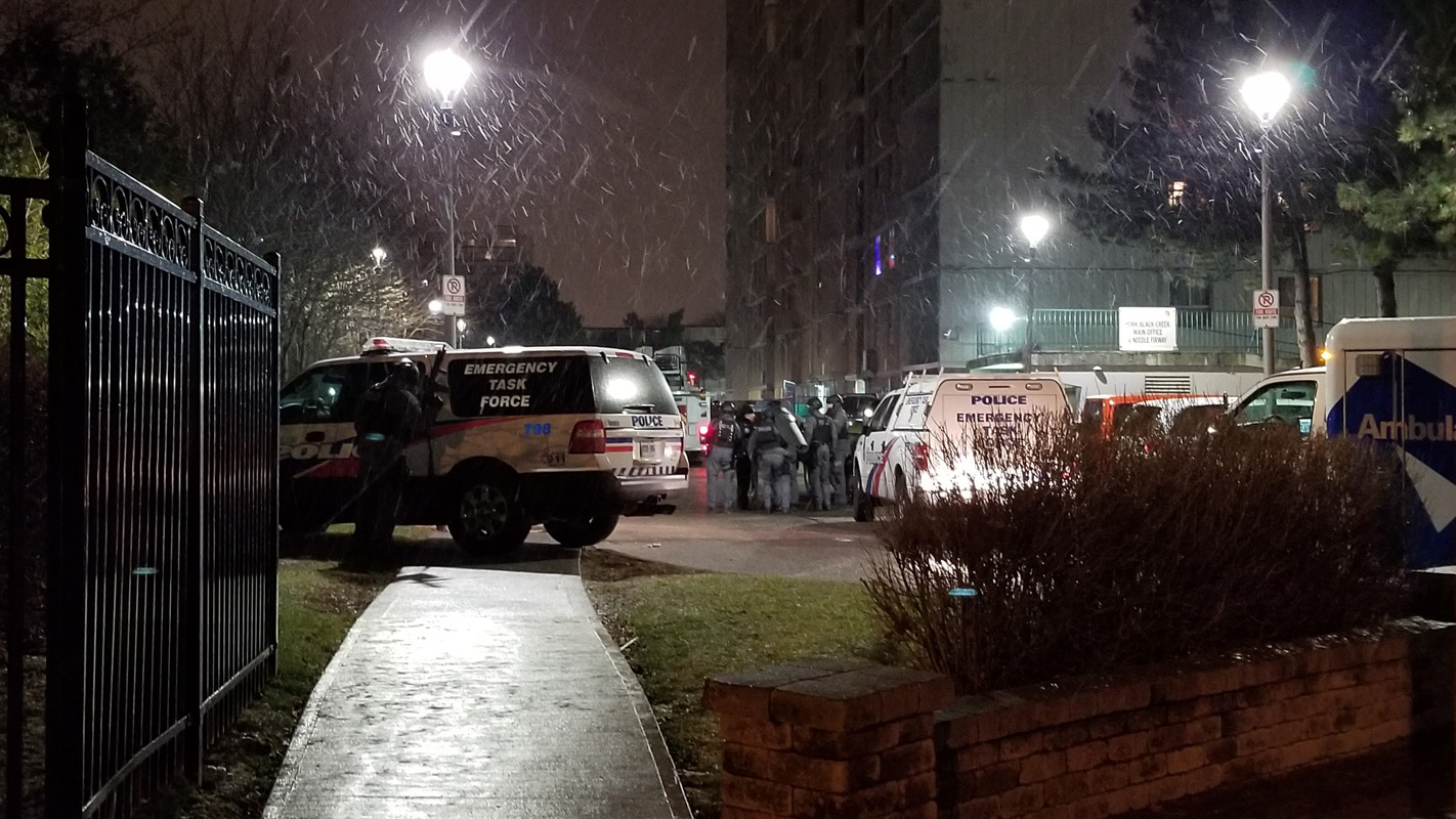 Serious injuries after double shooting in North York