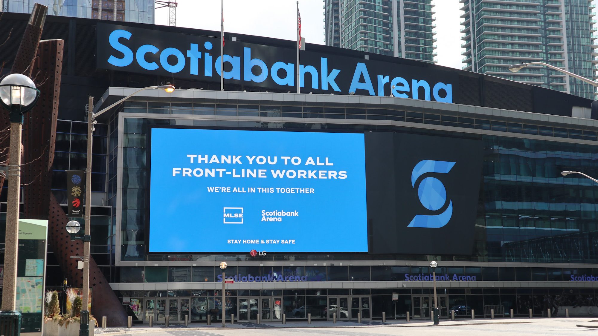 Scotiabank Arena Turns Into Giant Kitchen As Mlse Looks To Make 10 000 Meals Daily Citynews Toronto