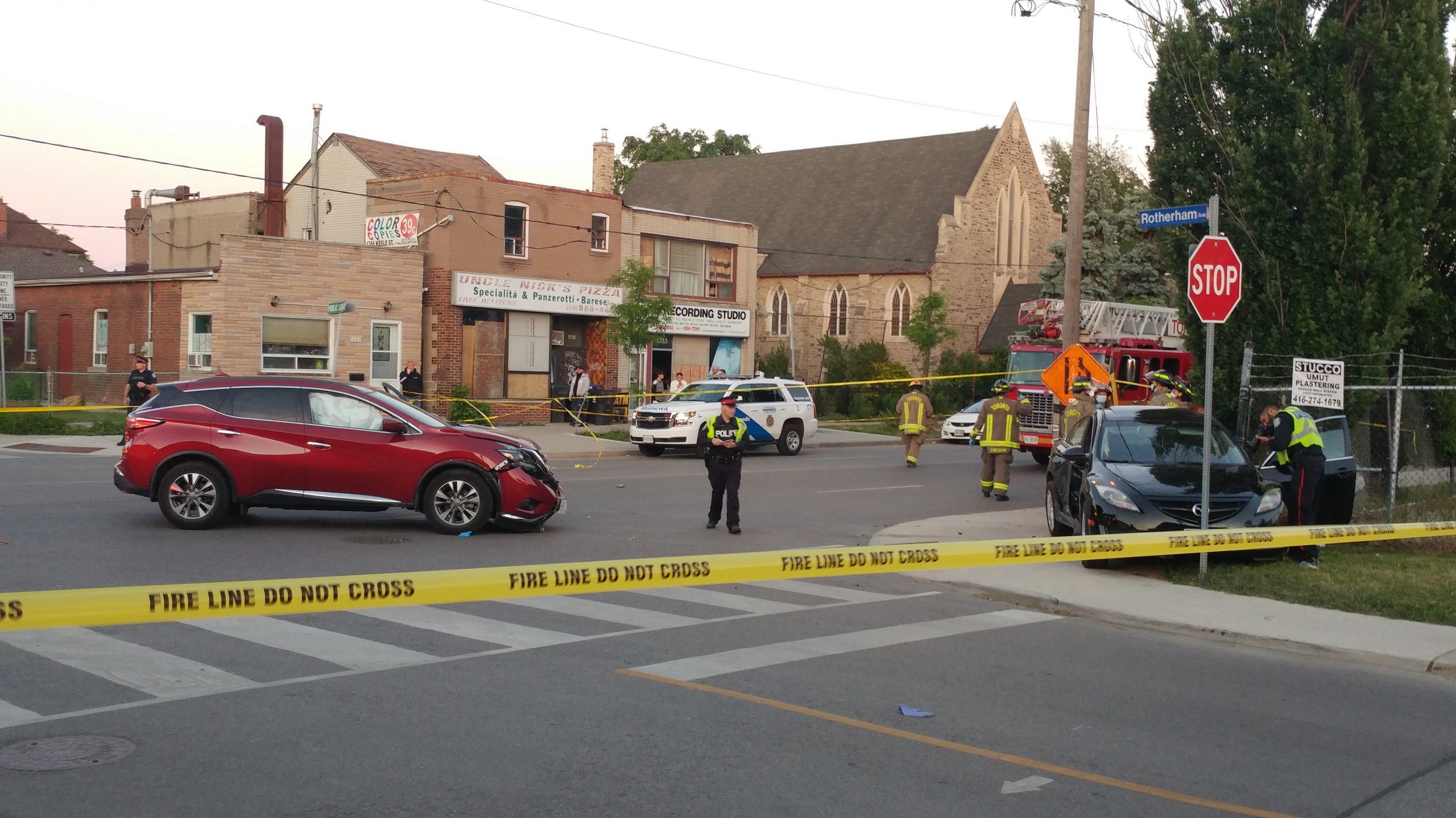 5 people injured in vehicle collision near Keele and Eglinton
