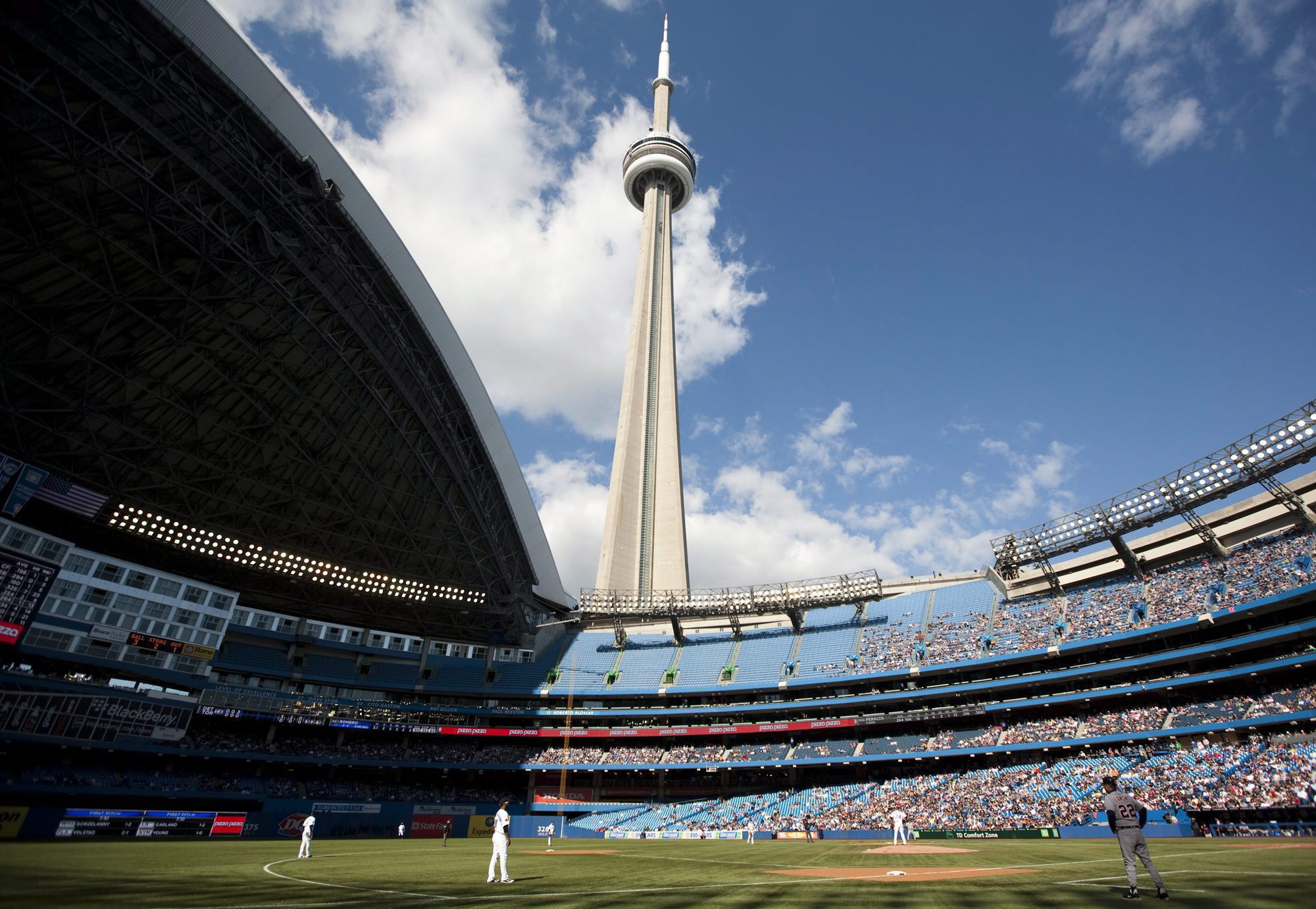 Rogers Centre faces demolition as Blue Jays owner plans new stadium - The  Globe and Mail