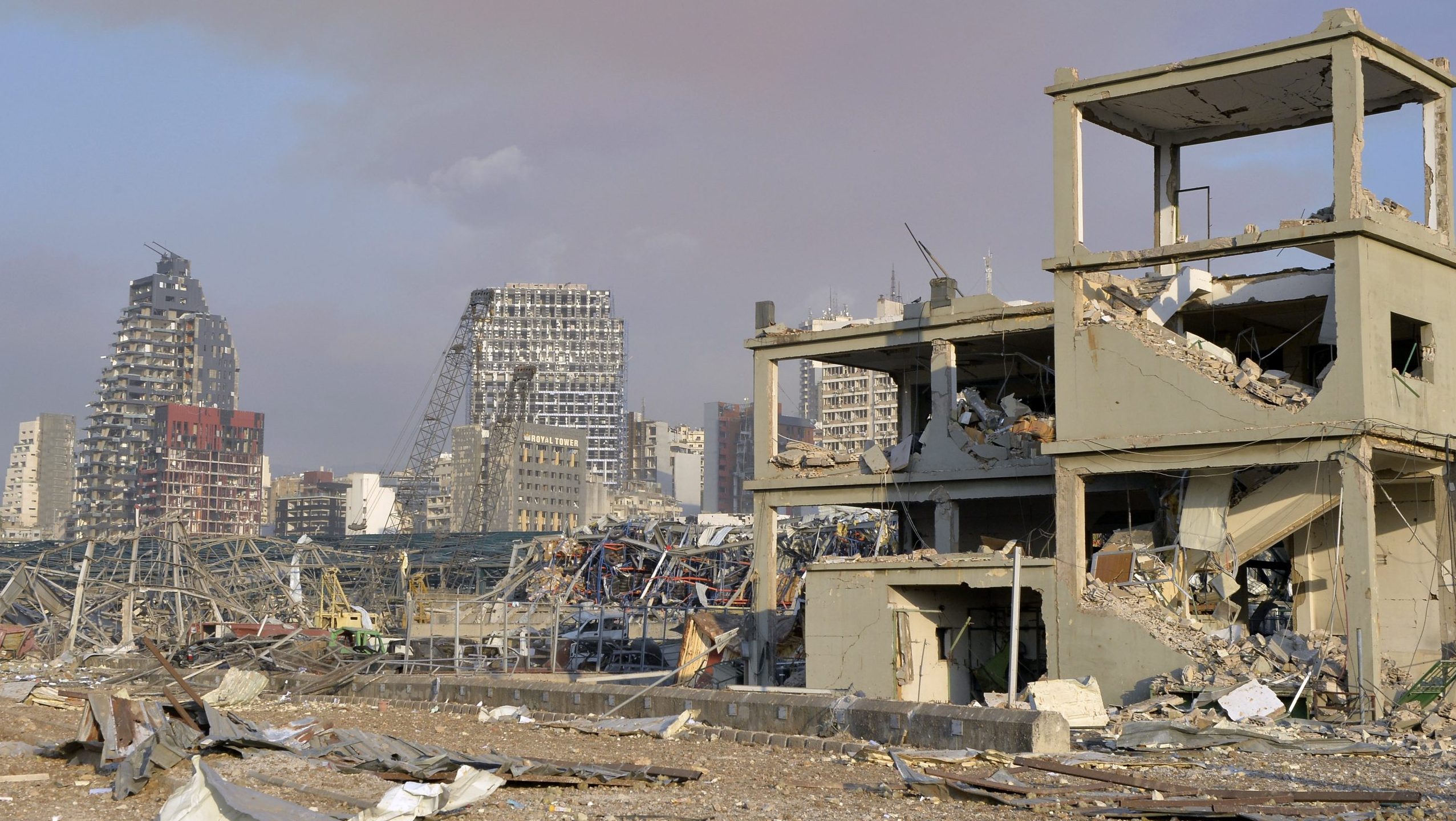Город после взрыва. Бейрут сейчас 2021.