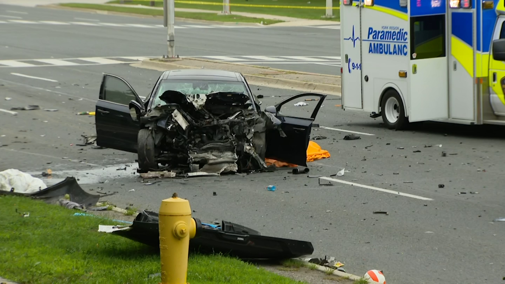 1 dead after crash involving car and dump truck in Markham