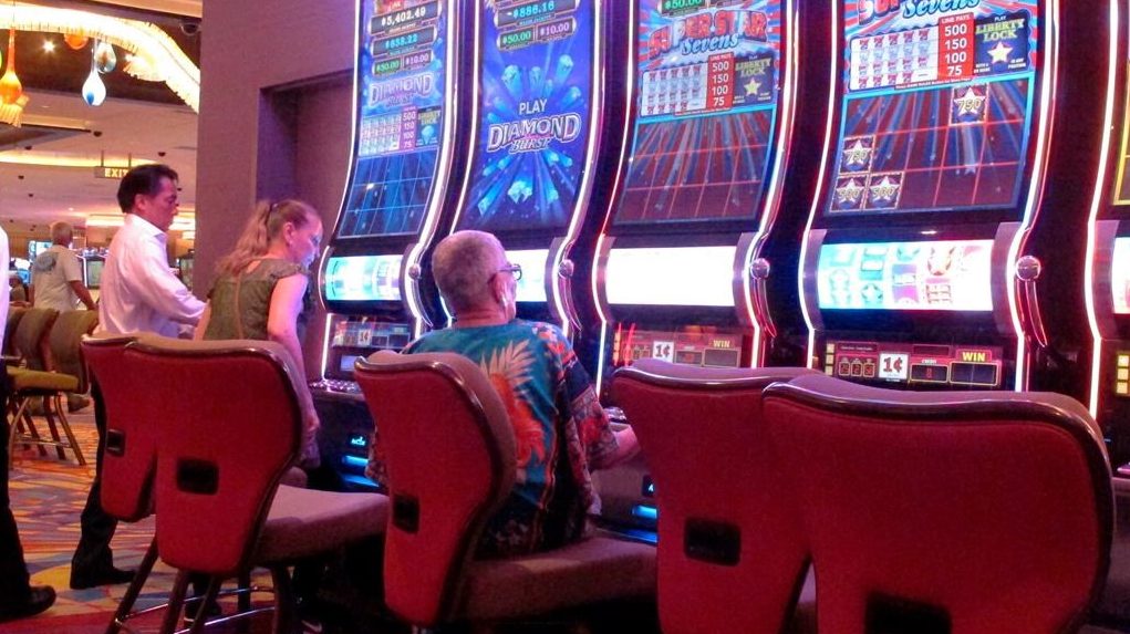 Ontario casinos reopen while COVID-19 case numbers rise