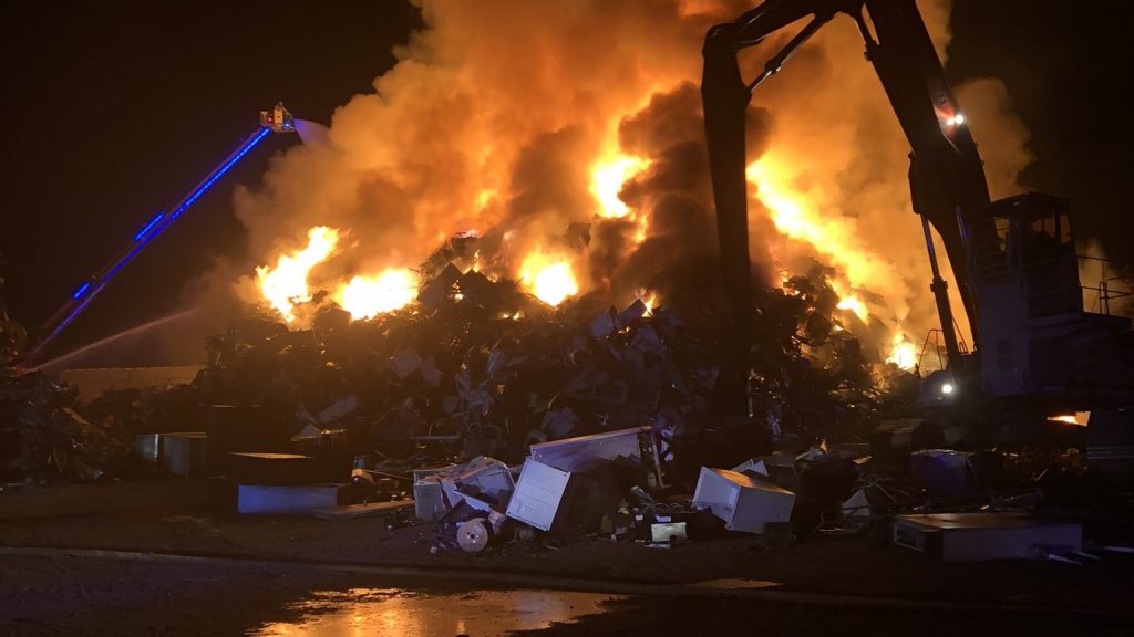 Massive fire breaks out at scrap metal yard in Whitchurch-Stouffville