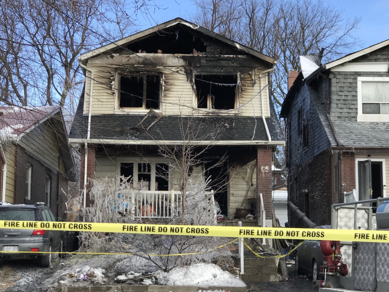 4 people dead after 3-alarm house fire in Toronto's east end, Ontario Fire  Marshall investigating cause