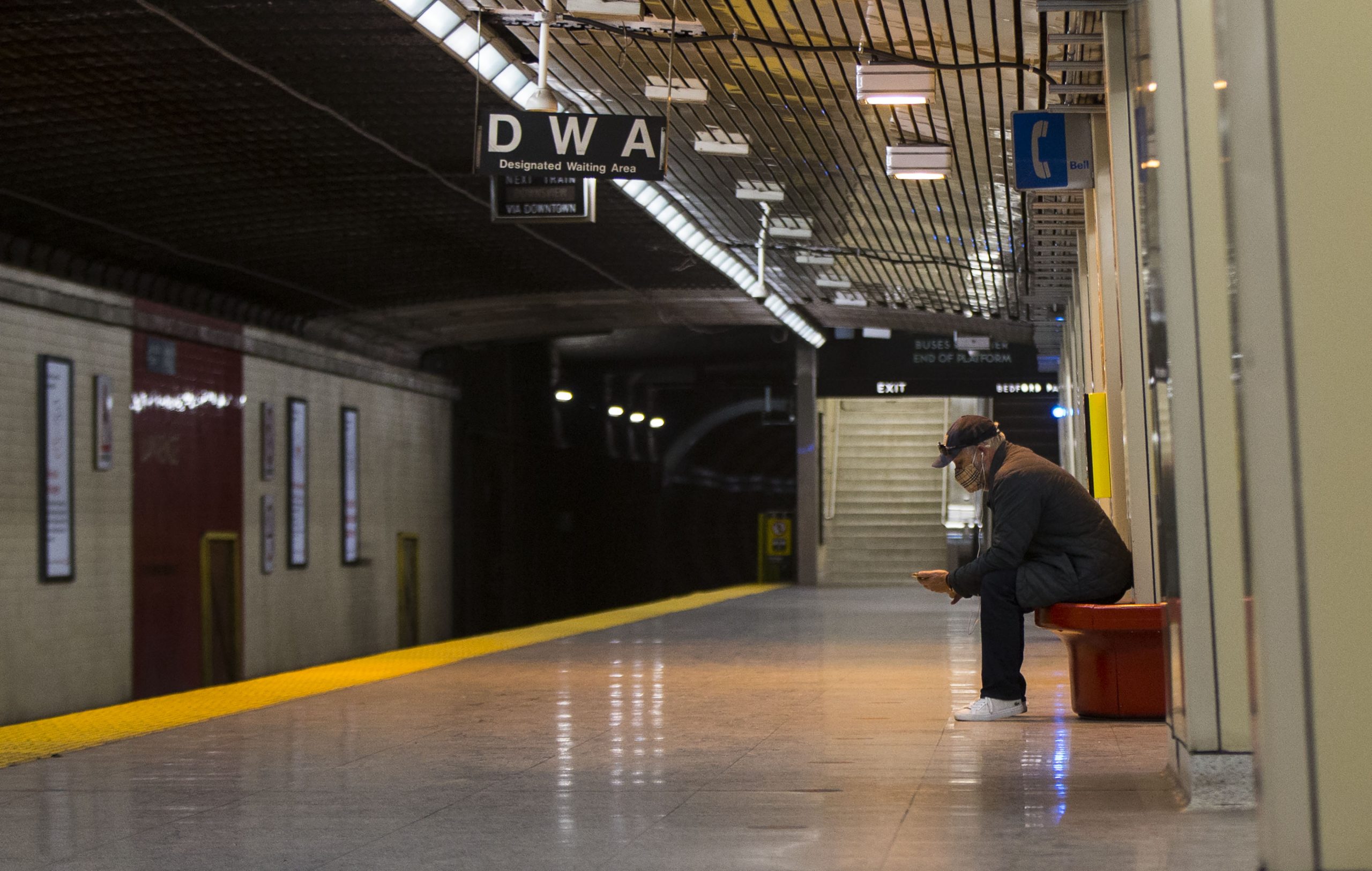 Toronto man who pushed stranger in front of subway train apologizes to ...