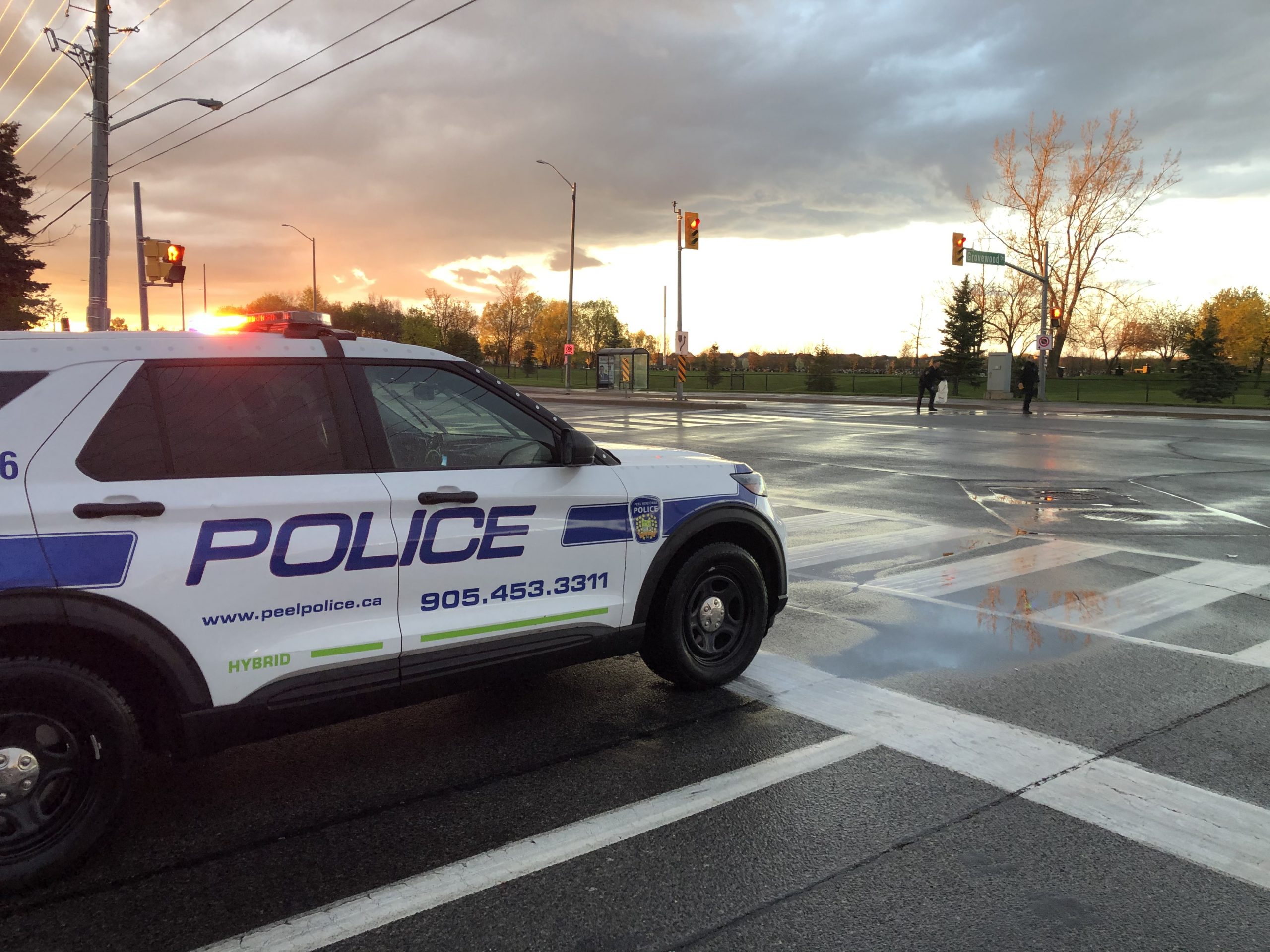 Woman hurt after being struck by vehicle in Brampton, Peel police say