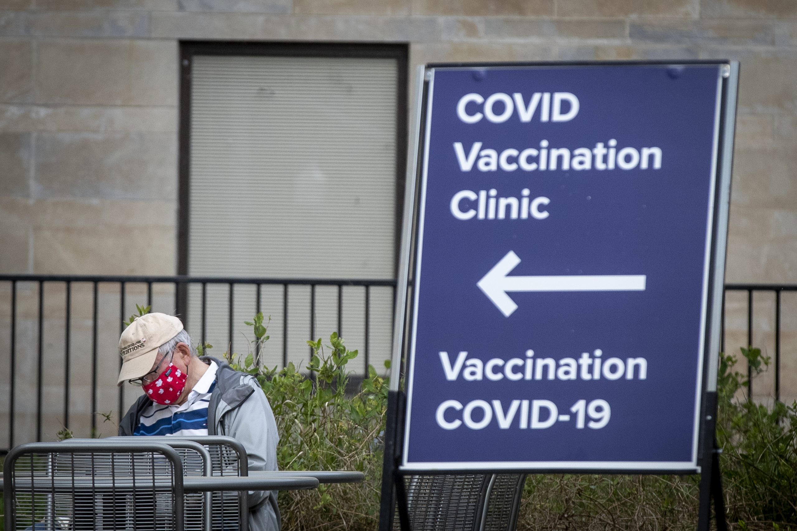 Active cases plummet, 11004 vaccinations, one new death