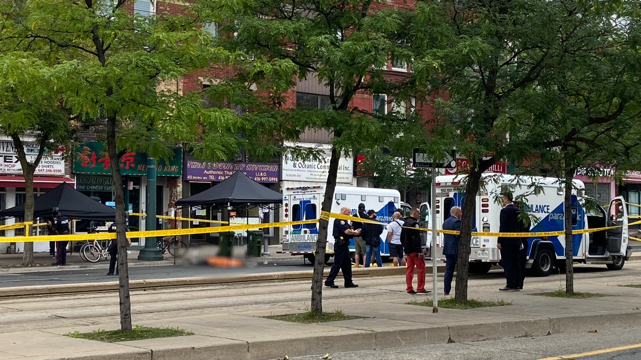 Toronto police identify 2 victims of Kensington Market shooting ...