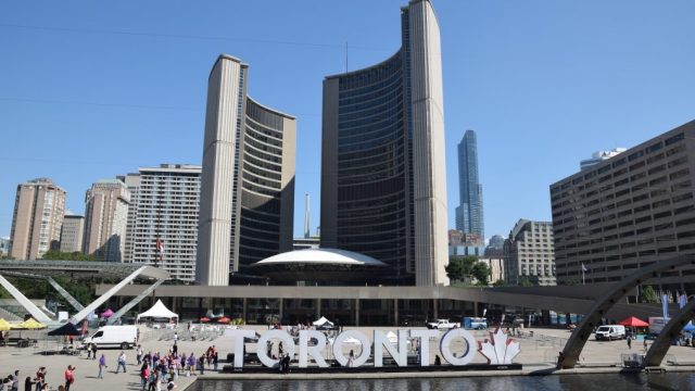 Toronto council approves climate change plan with 2040 net-zero carbon ...