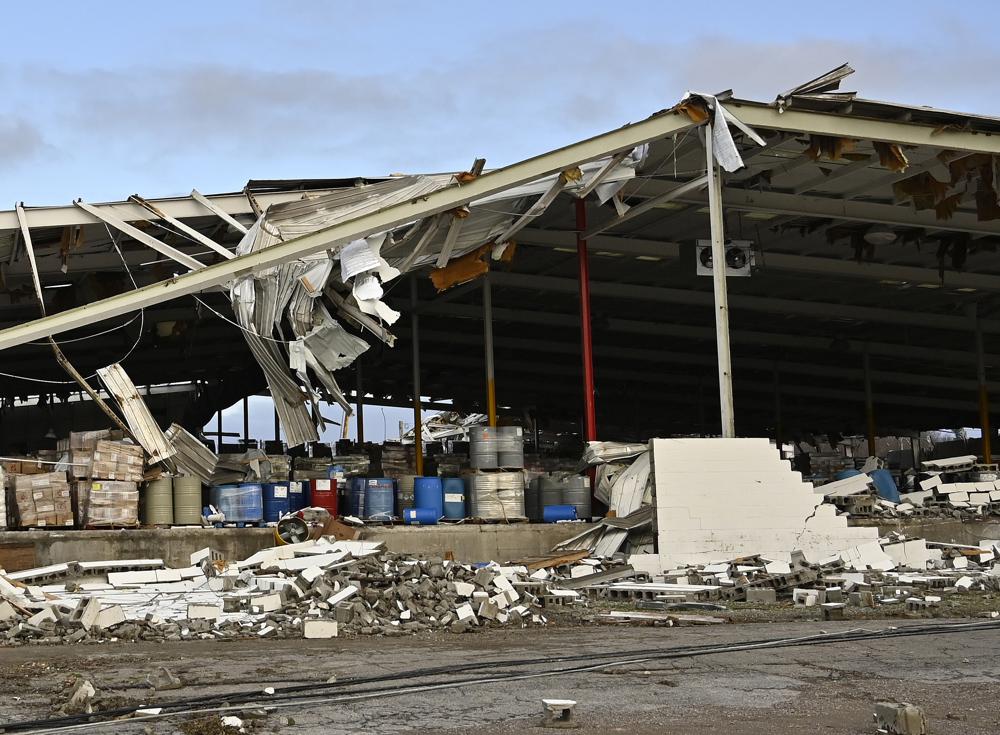 At least 70 feared dead in Kentucky as tornadoes, storms strike