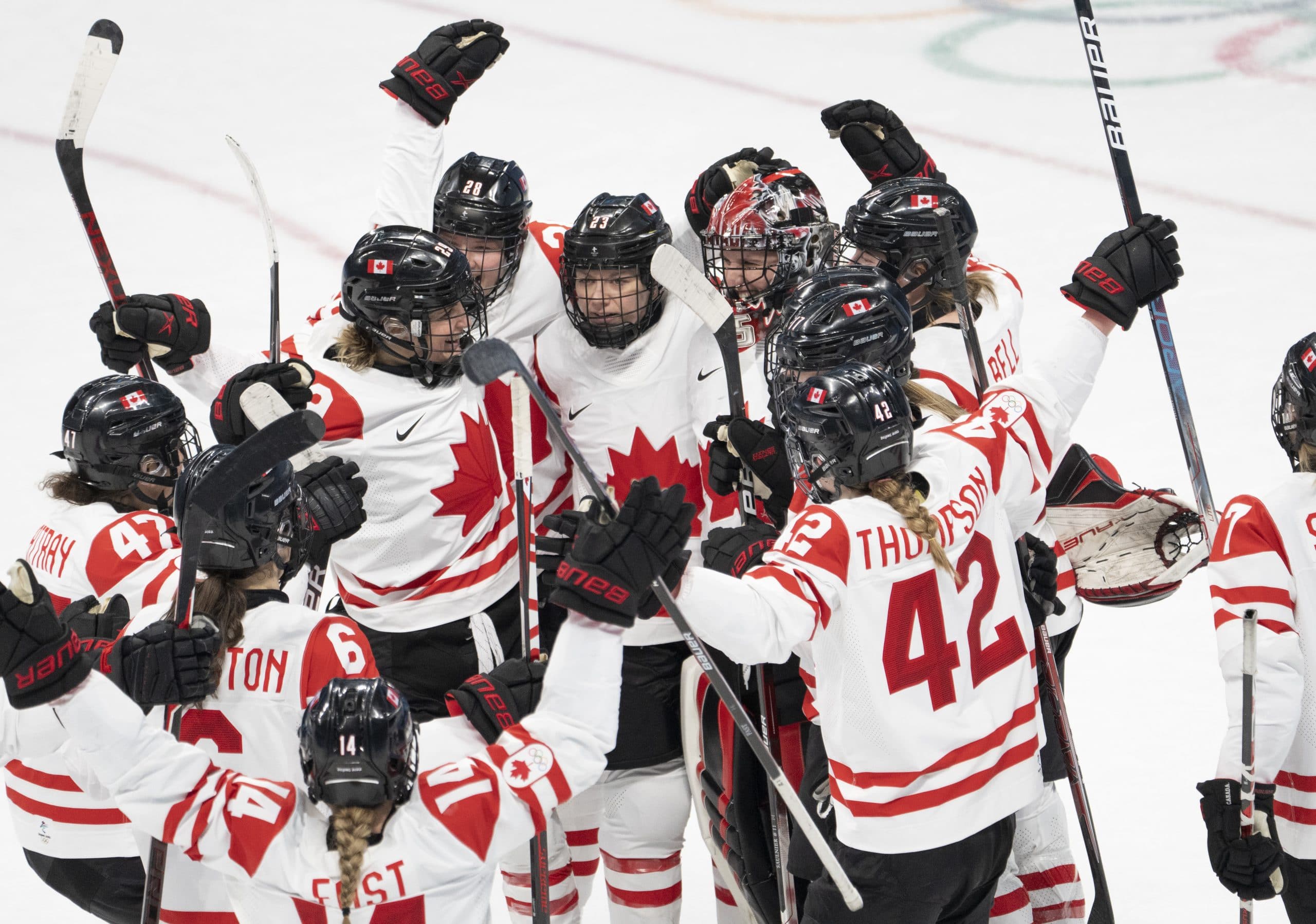 Canada players celebrate after win against U.S.