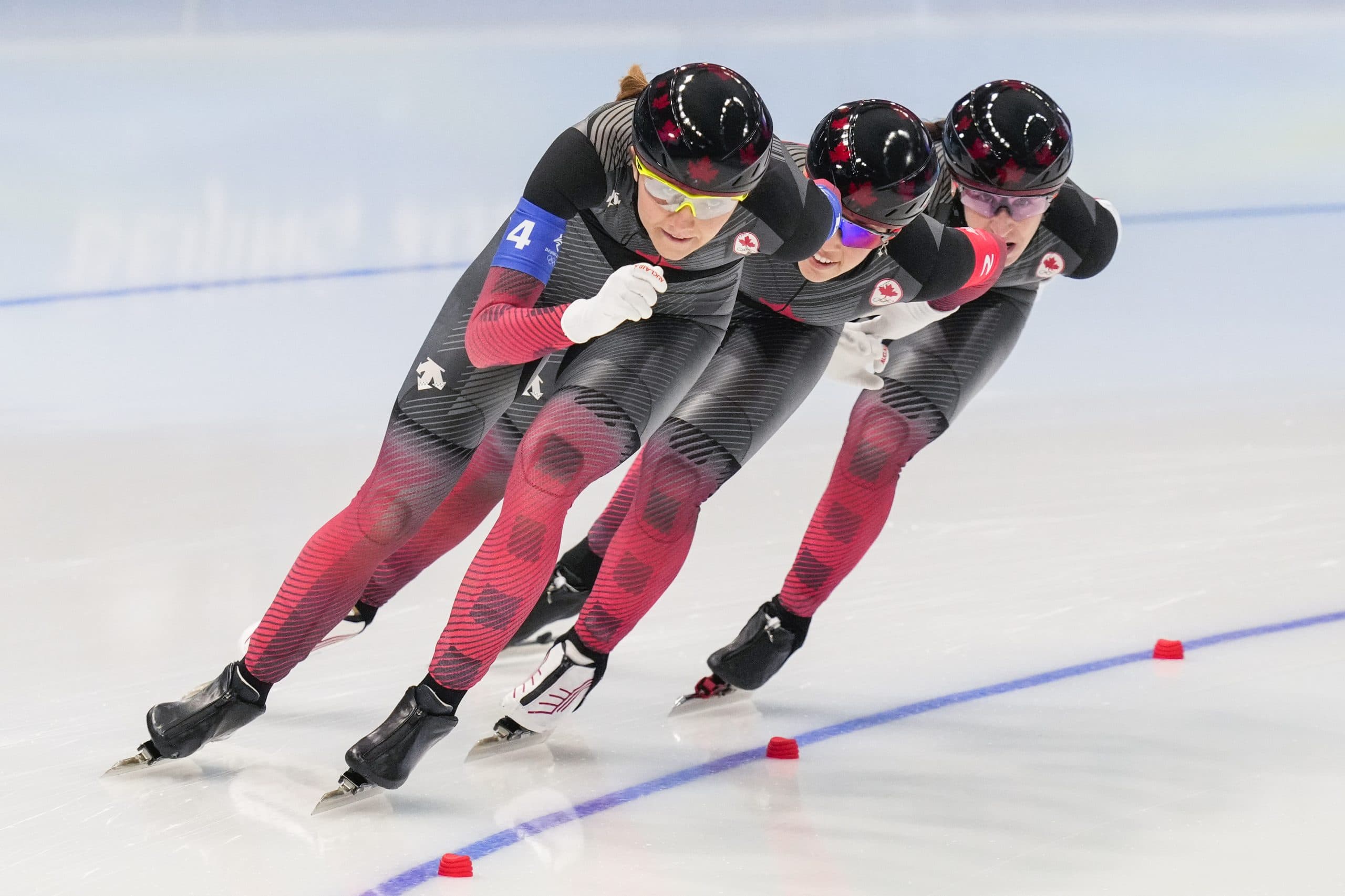 Olympic speed skaters win gold