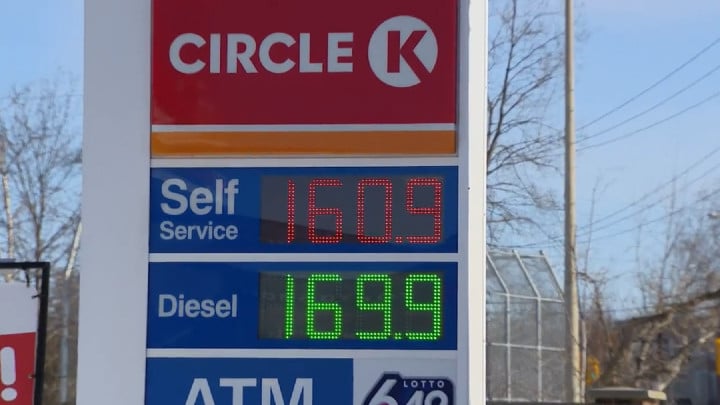 Price of gas hits all-time record high across the GTA