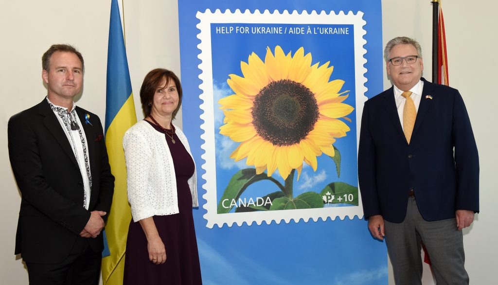 Canada post launches stamp in support of Ukraine