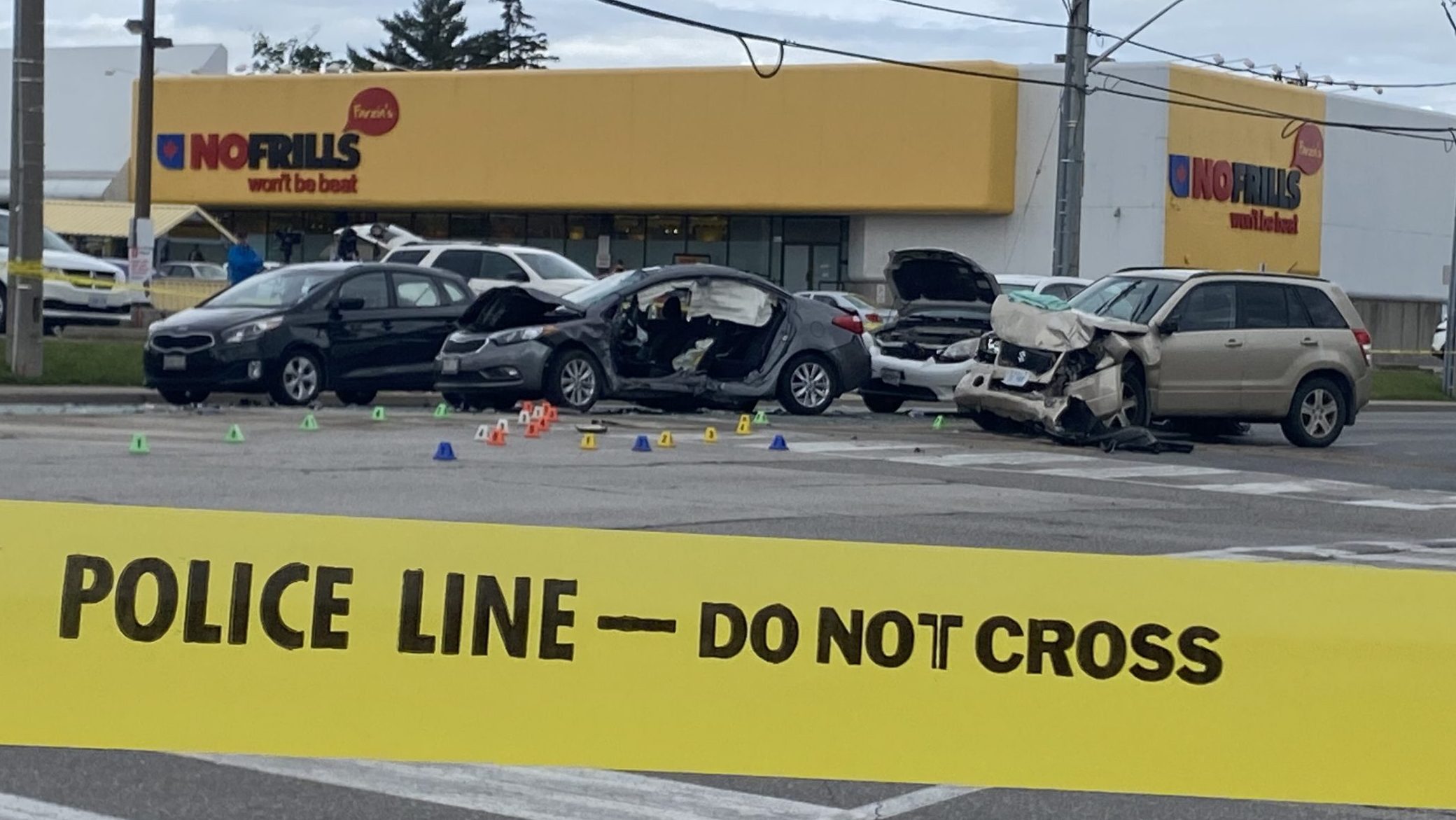 Man dead, woman driver arrested following four-vehicle crash in Brampton