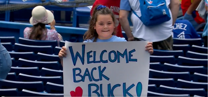 Buck Martinez, Blue Jays broadcaster, stepping away due to cancer