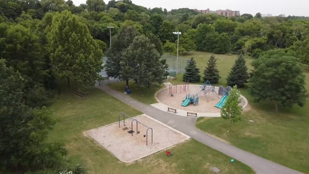 Overhead view of Albion Gardens Park.