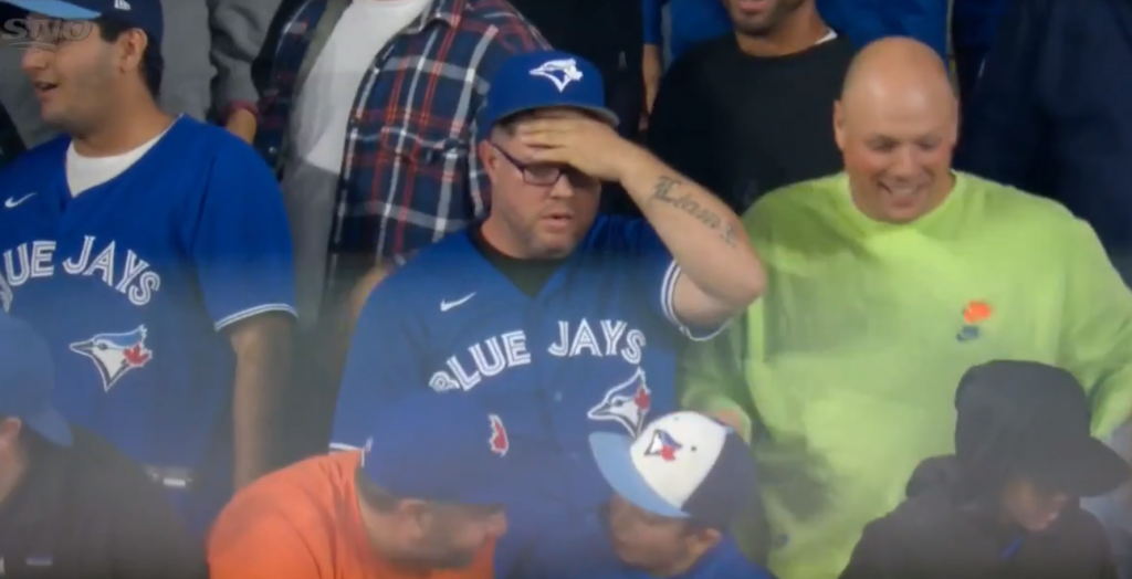 Blue Jays Fan Misses Catch of Aaron Judge's Historic 61st Home Run