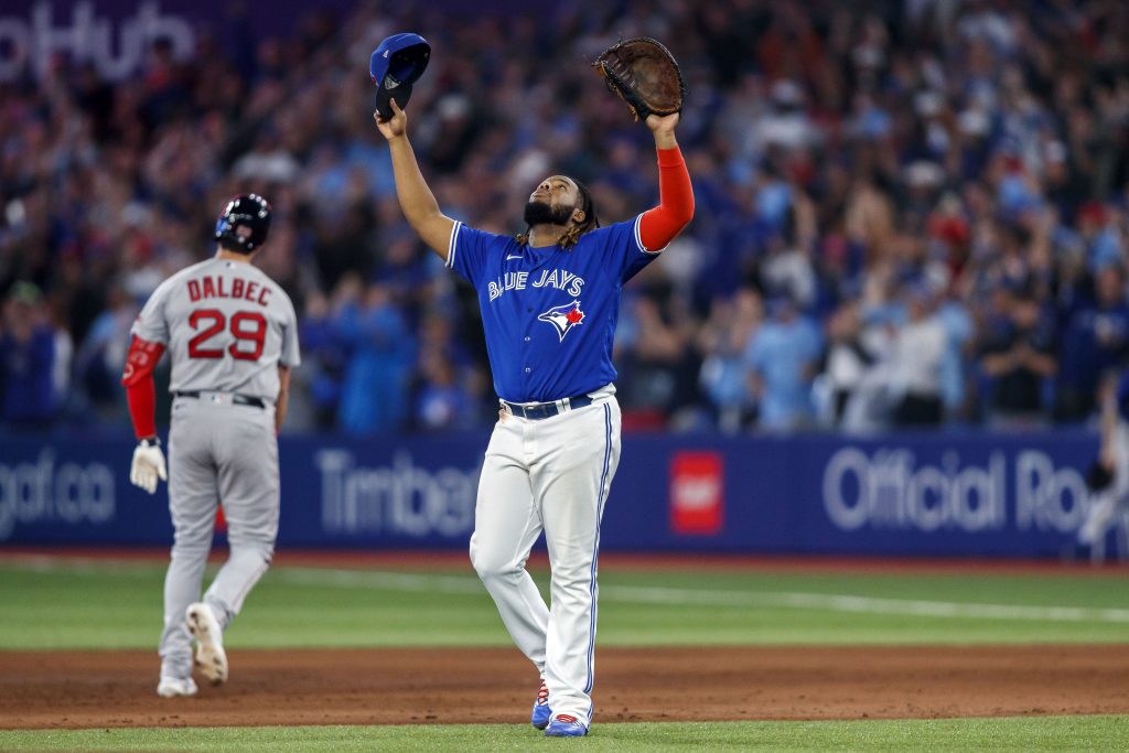 Blue Jays to face Mariners in best-of-three AL wild-card starting Friday, playoff schedule released