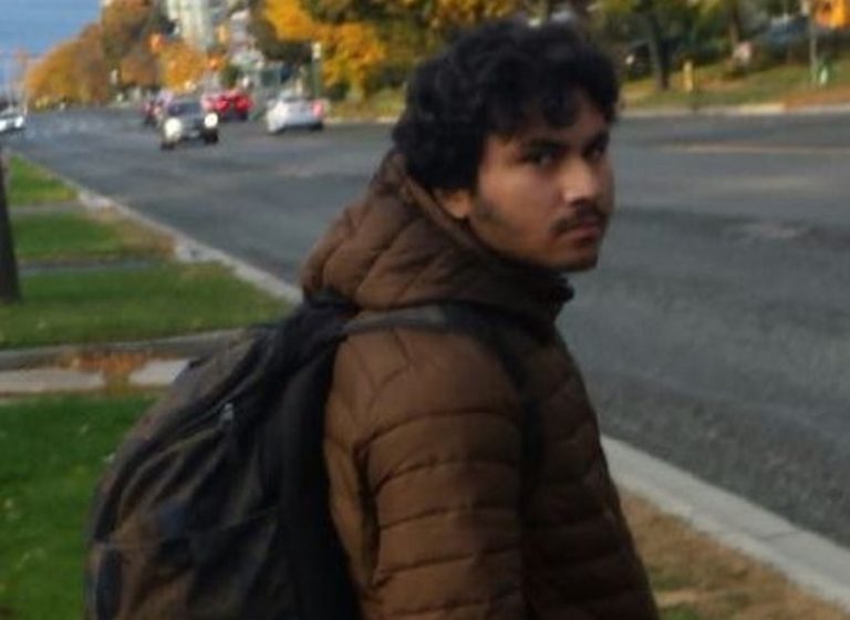 Police seek suspect in sex assault of teen on TTC bus
