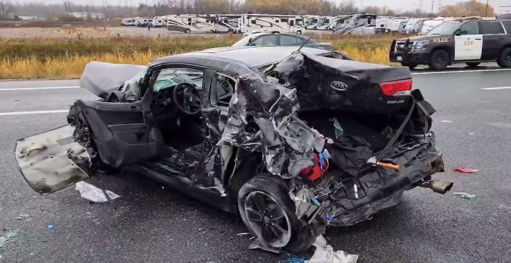 Highway 401 crash in Durham Region