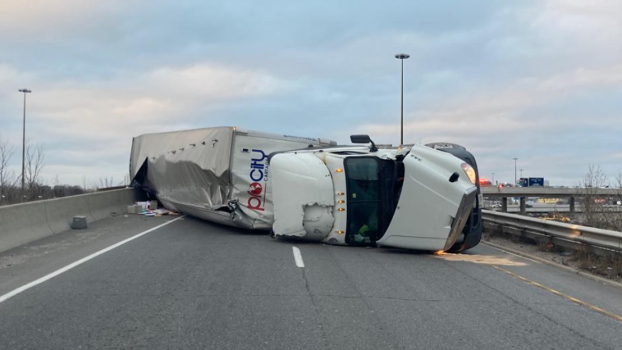 Tractor Trailer Rollover Blocking Hwy 400 Ramp To Eastbound 401 0550