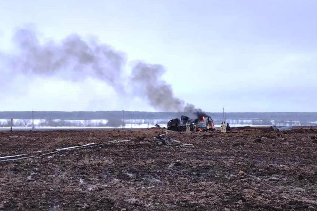 Explosion tears through Russian gas pipeline during repairs