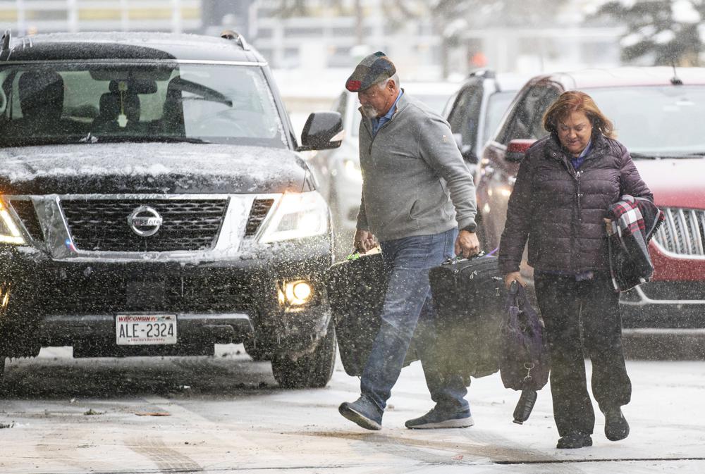 Storm adds uncertainty to strong holiday travel demand in U.S.