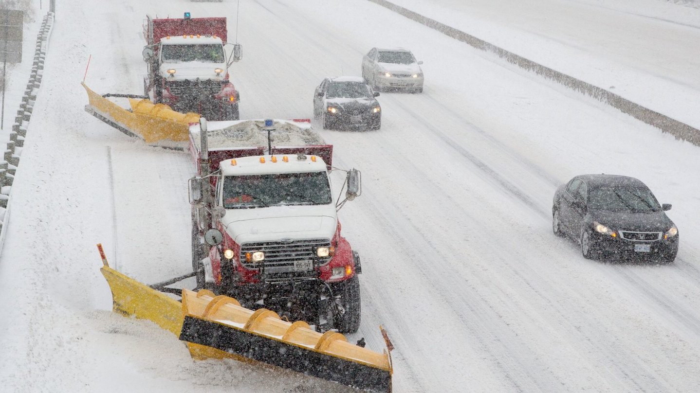 混乱的冬季风暴将于周二袭击多伦多，带来雪和雨