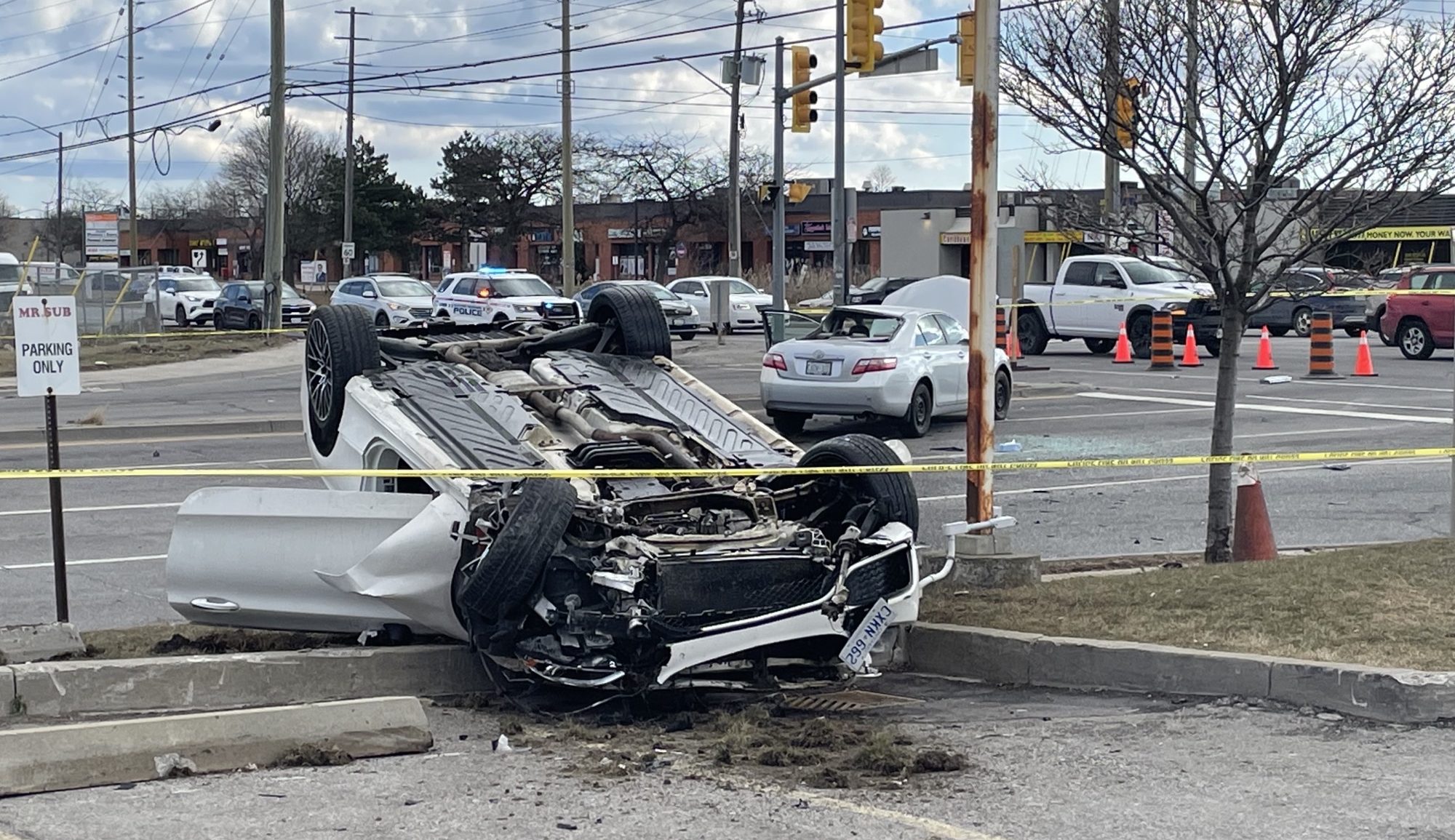 SIU investigating police chase, crash in Pickering