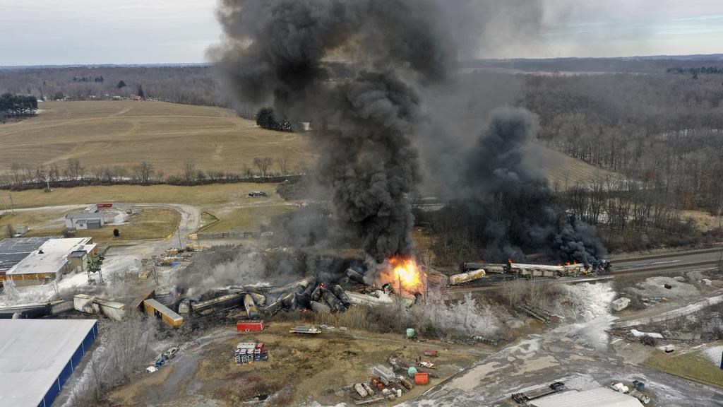 50 car train derailment causes big fire evacuations in Ohio