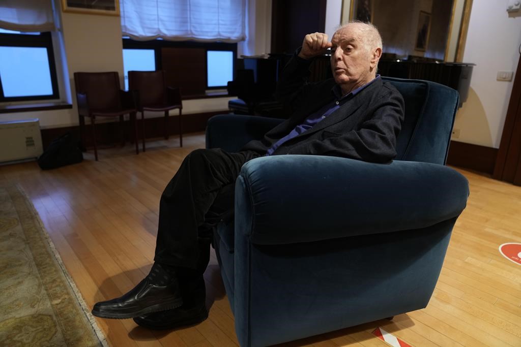 Barenboim takes it day-by-day, balancing music with illness