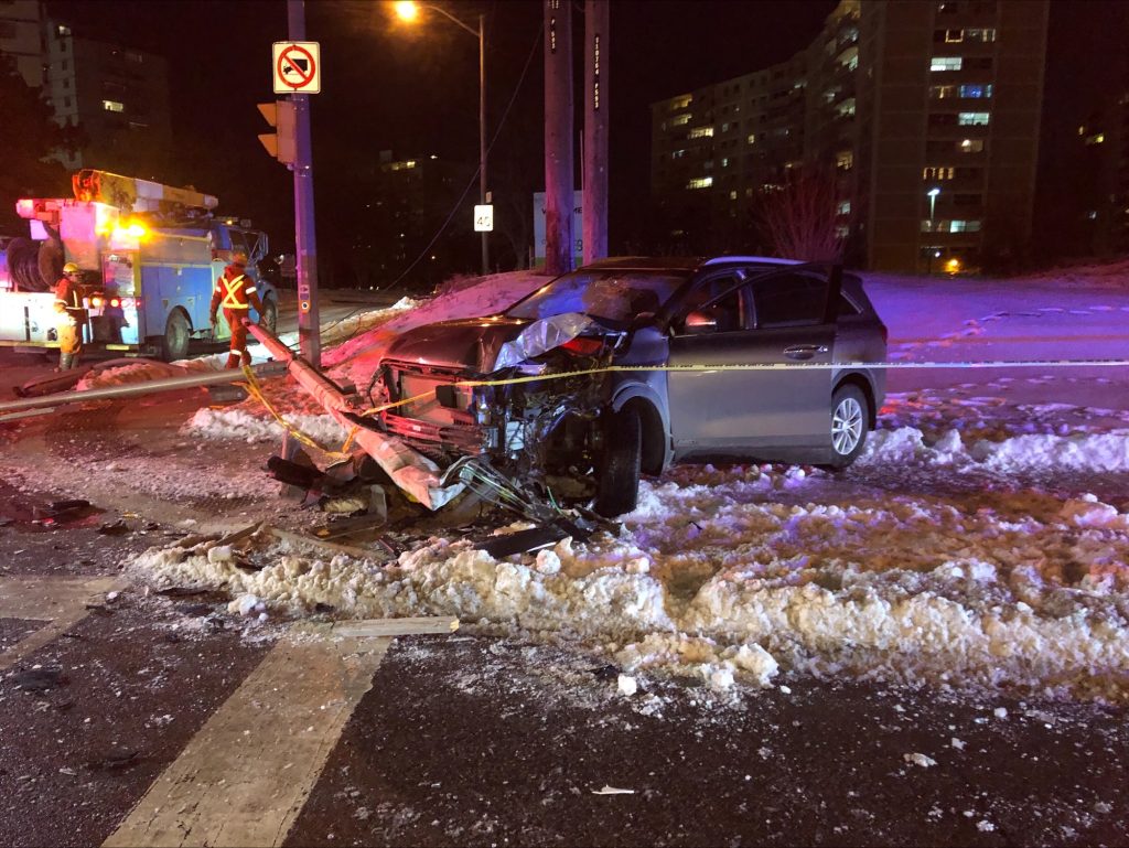 Single-vehicle crash knocks down traffic pole in Finch Avenue area