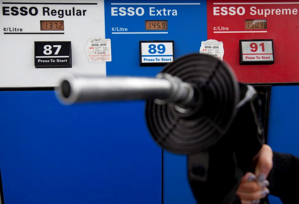 Gas prices in Toronto, GTA to see big increase at midnight