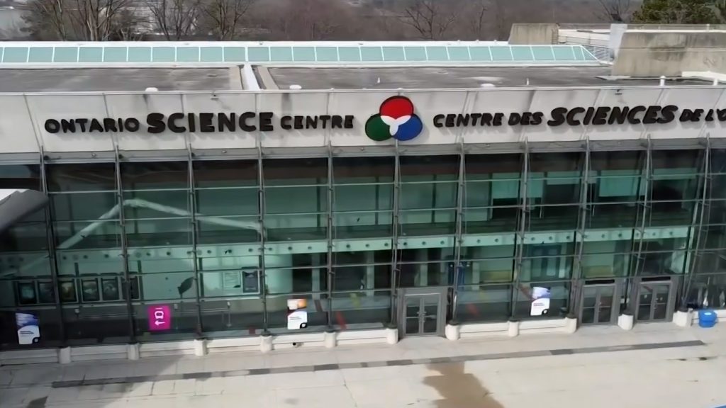 Toronto residents bid farewell to Ontario Science Centre ahead of rally
